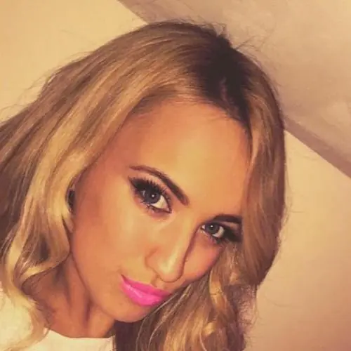 blondecarooo image 3