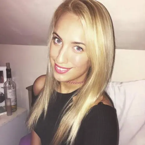blondecarooo image 1